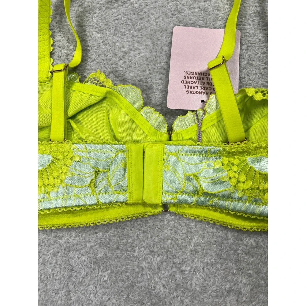 Savage X Fenty Bralette Large Green Blue Floral Lace Front Hook NWT Lingerie